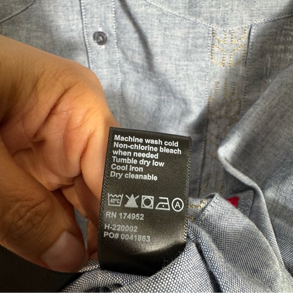 Huckberry x Coors Guayabera Shirt Blue Short Sleeve Camp Shirt Men’s LG Casual - Picture 6 of 10